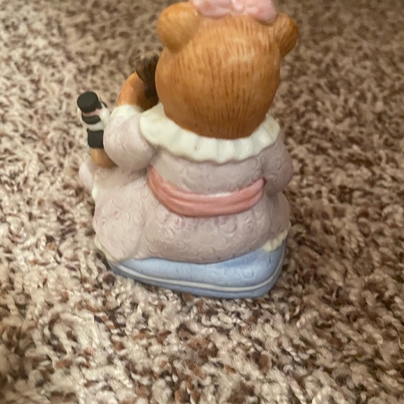 Mother Goose Tempest Co Figurines - Goldilocks Bear - Picture 2 of 3